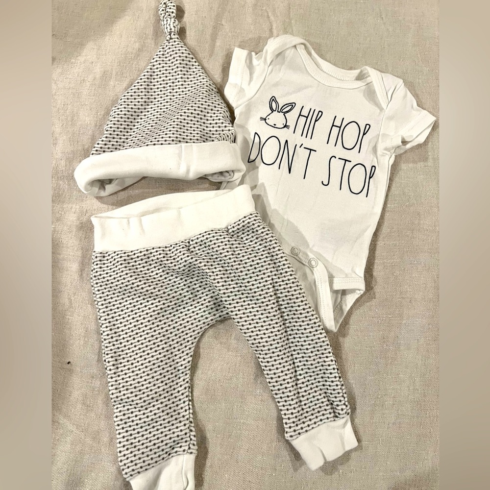Rae Dunn White and Black Baby Matching Set - Hip Hop Don’t Stop